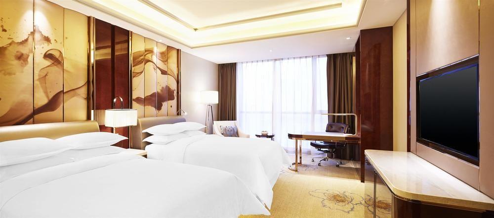 Sheraton Grand Zhengzhou Hotel Kültér fotó
