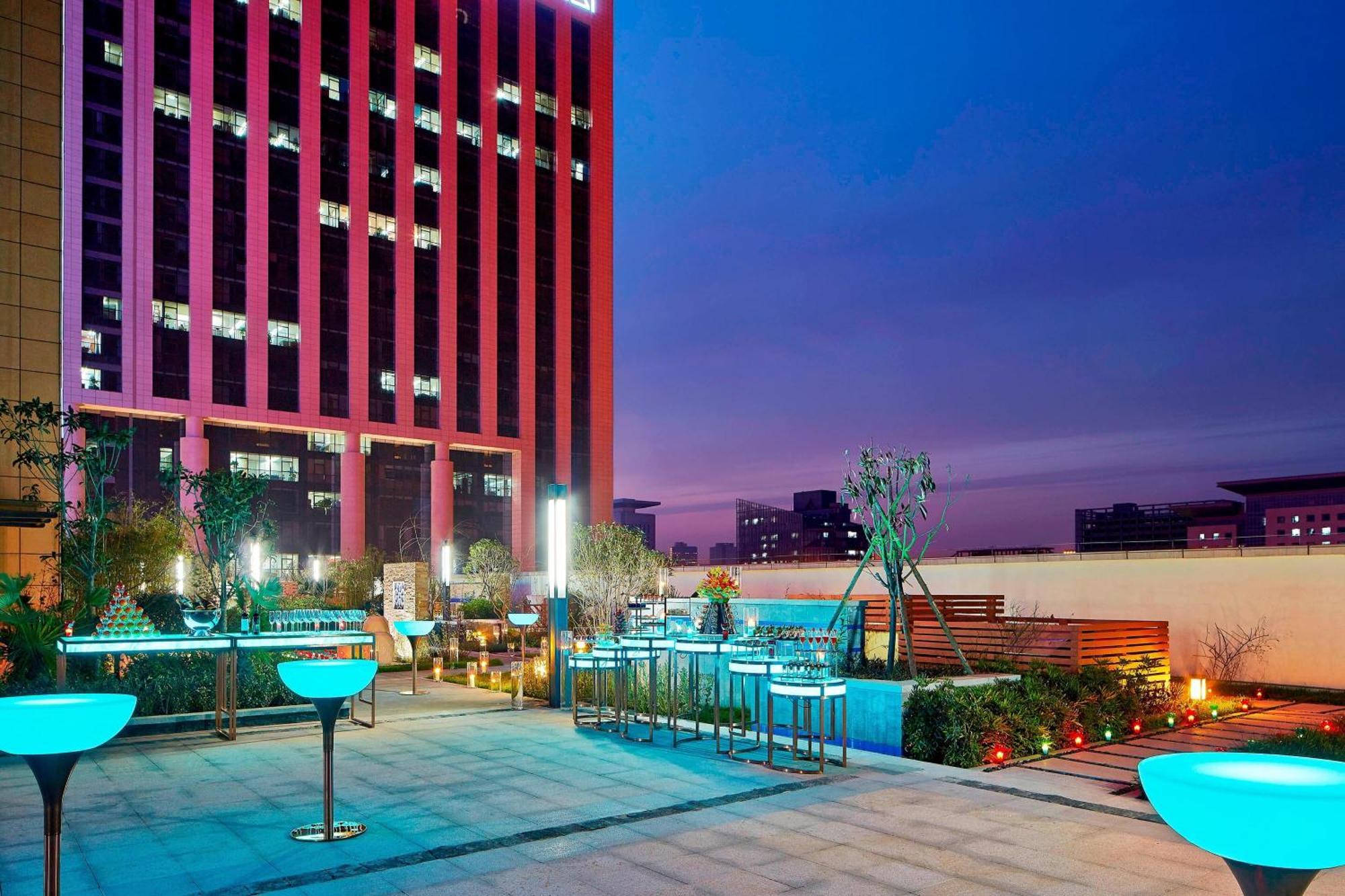 Sheraton Grand Zhengzhou Hotel Kültér fotó