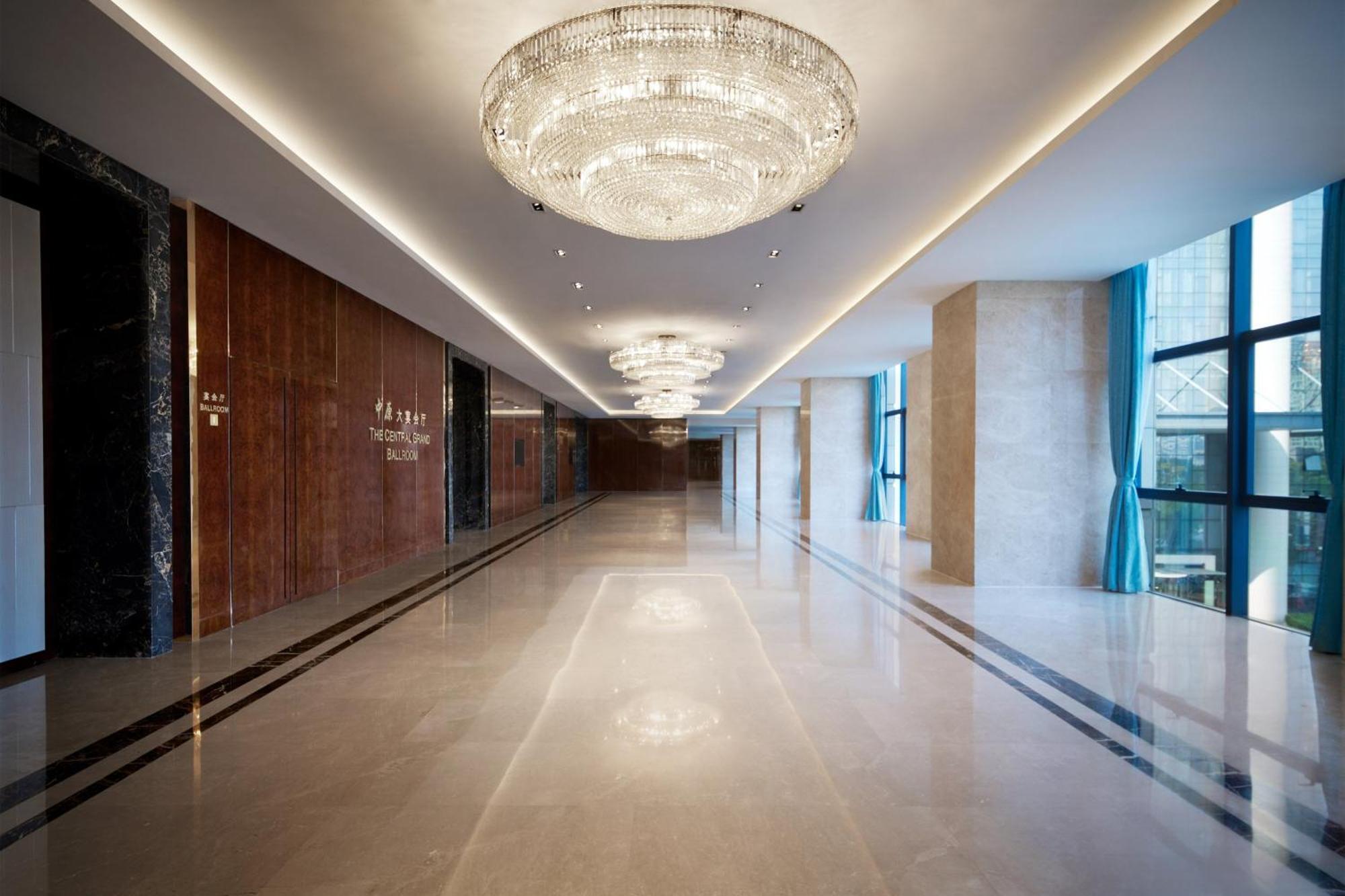 Sheraton Grand Zhengzhou Hotel Kültér fotó