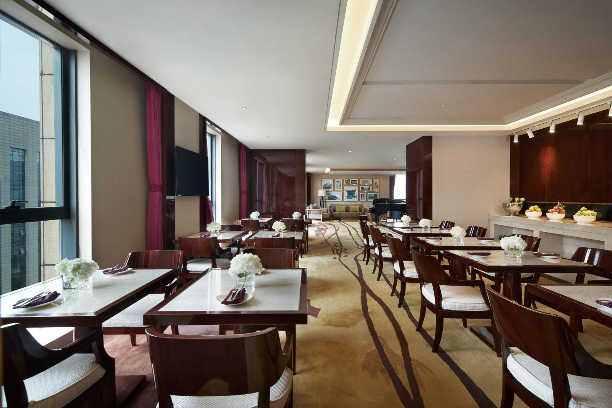 Sheraton Grand Zhengzhou Hotel Kültér fotó
