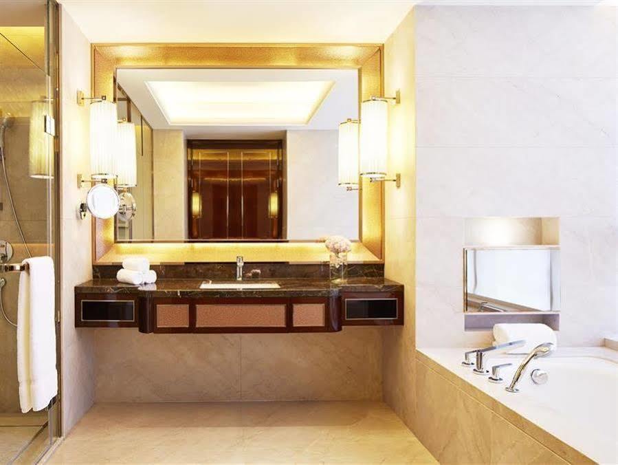 Sheraton Grand Zhengzhou Hotel Kültér fotó