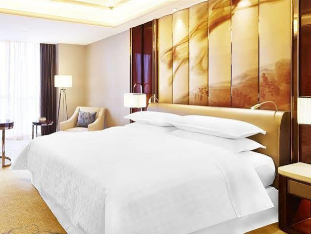 Sheraton Grand Zhengzhou Hotel Kültér fotó